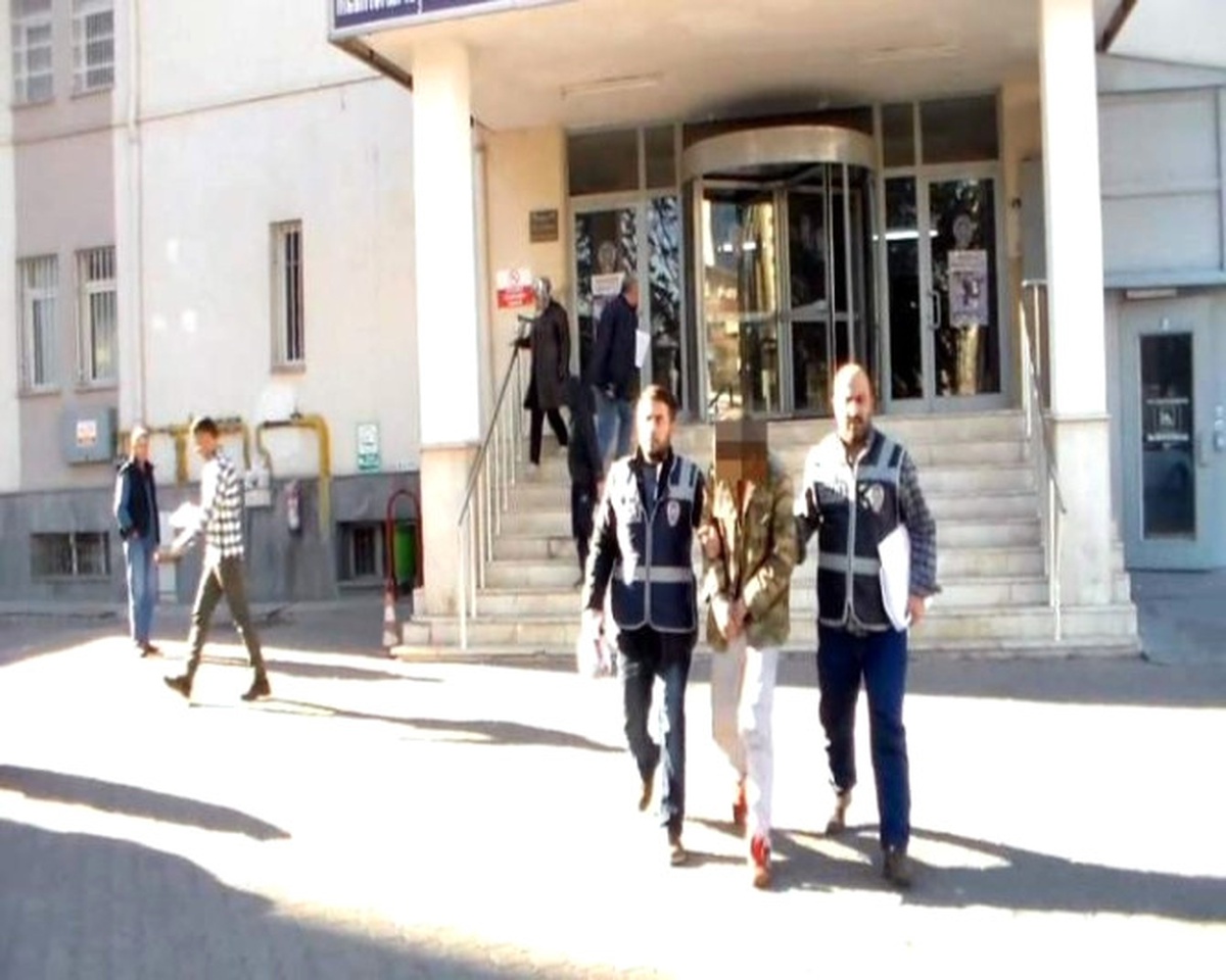 Darptan Geldi, Hırsızlıktan Tutuklandı
