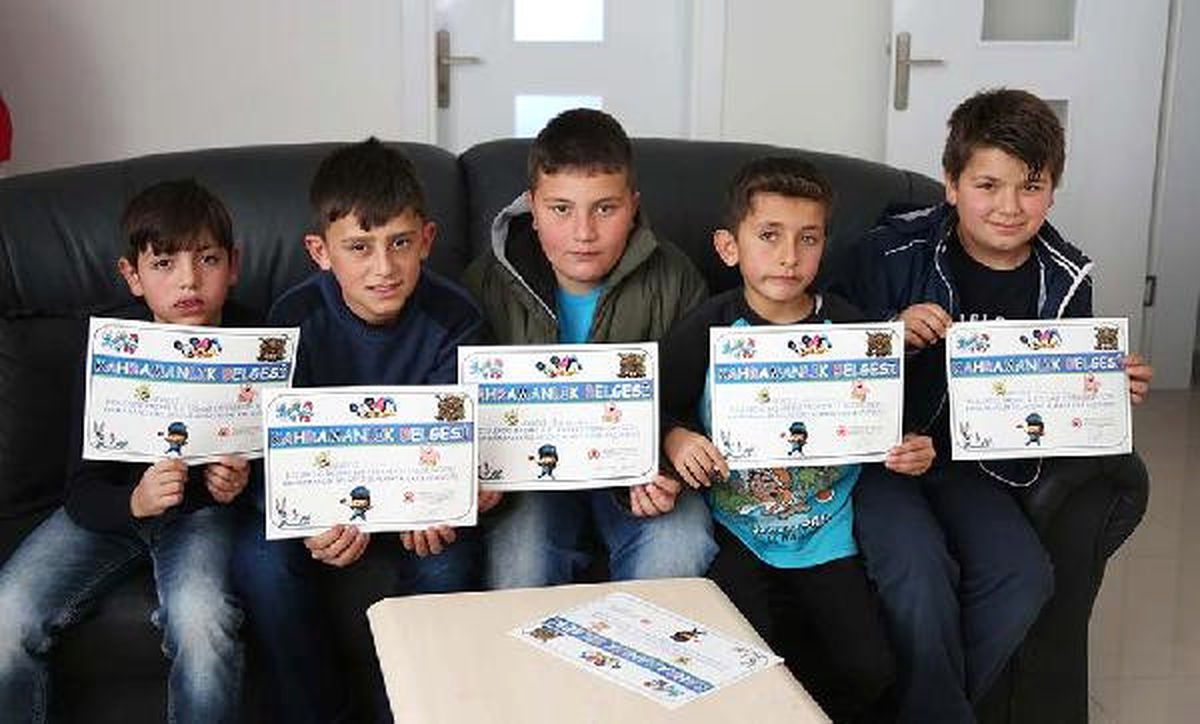 Diş Tedavi Korkusunu Yenip \'Kahraman\' Oldular