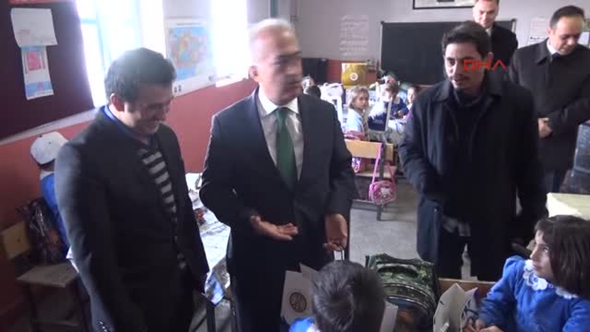 Erzurum - Rektör\'den Fethullah Adlı Öğrenciye; \'Babana Söyle Ismi Değiştirsin\'