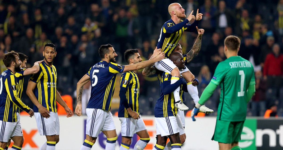 Fenerbahçe, Zorya Luhansk'ı 2-0 Yendi