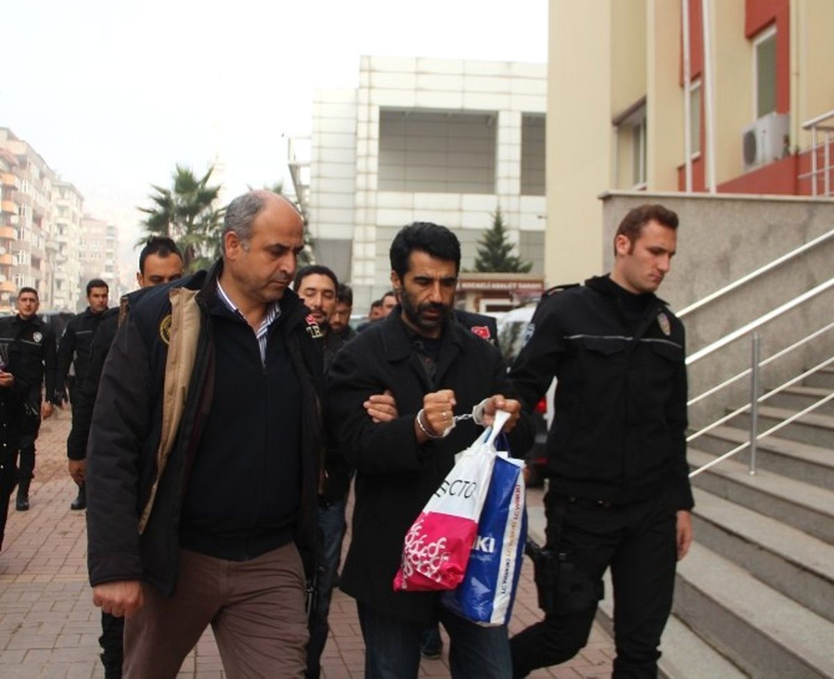 Fetö\'den 2 Emniyet Müdürü ve 1 Polis Tutuklandı