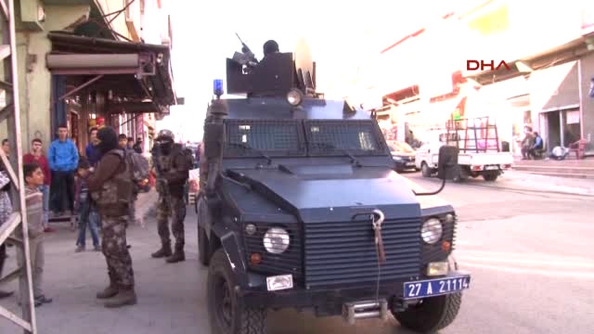 Gaziantep\'te, 300 Polisle PKK Operasyonu