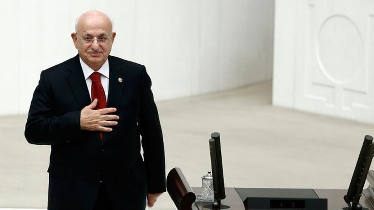 Kahraman\'dan Öğretmenler Günü Mesajı