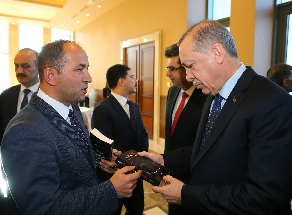 Kameramanlar Cumhurbaşkanı Erdoğan\'a "Kalkışma"Yı Hediye Etti