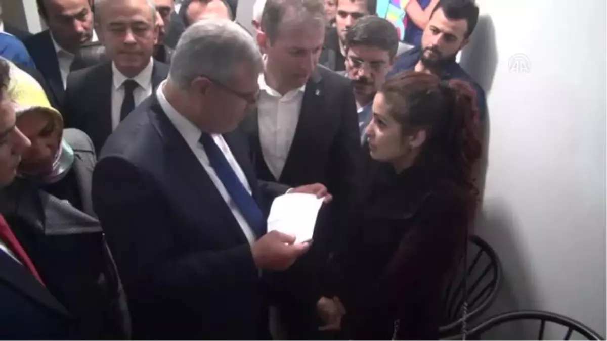 Kaynak: (Fırat Kalkanı Harekatı) \'Deaş\'ın Elindeki Kendi Ürettikleri Silahların Hesabını Vermeliler\'