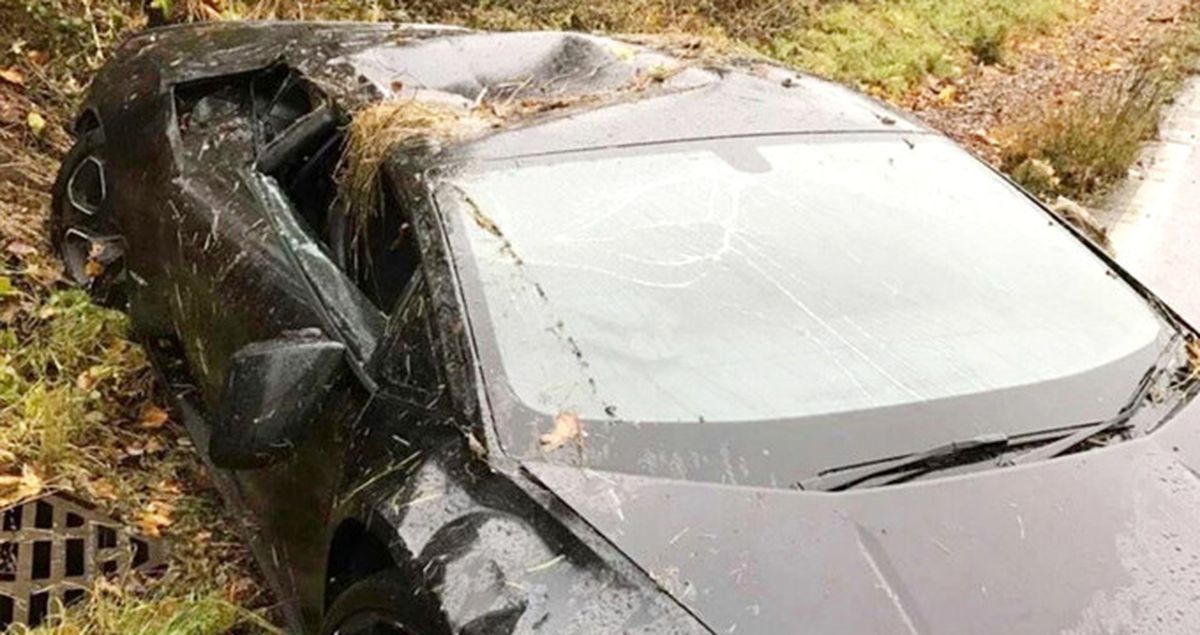 Leicester City'li Schlupp, Son Model Aracıyla Kaza Yaptı