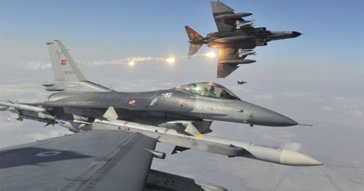 Lice Kırsalındaki Hava Harekatında 7 Terörist Etkisiz Hale Getirildi
