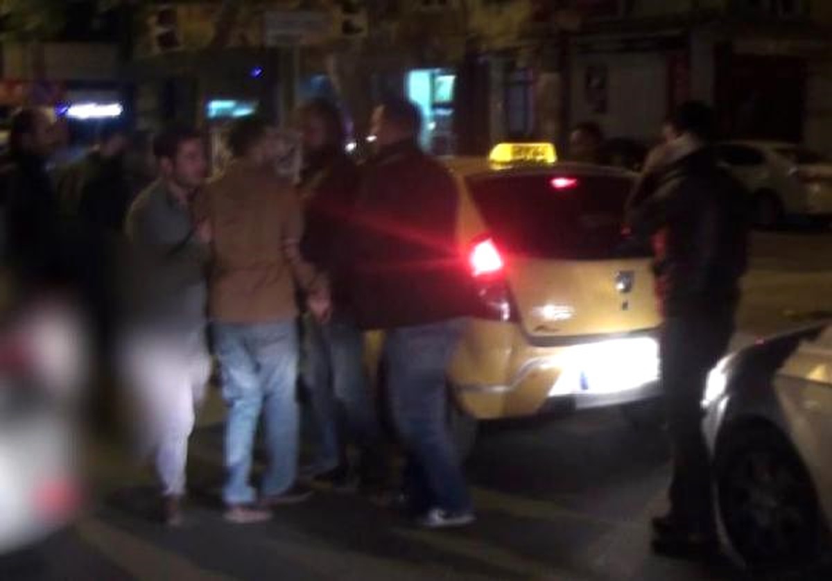 Müşterilerine Kokain Servisi Yapan Taksiciye Suçüstü