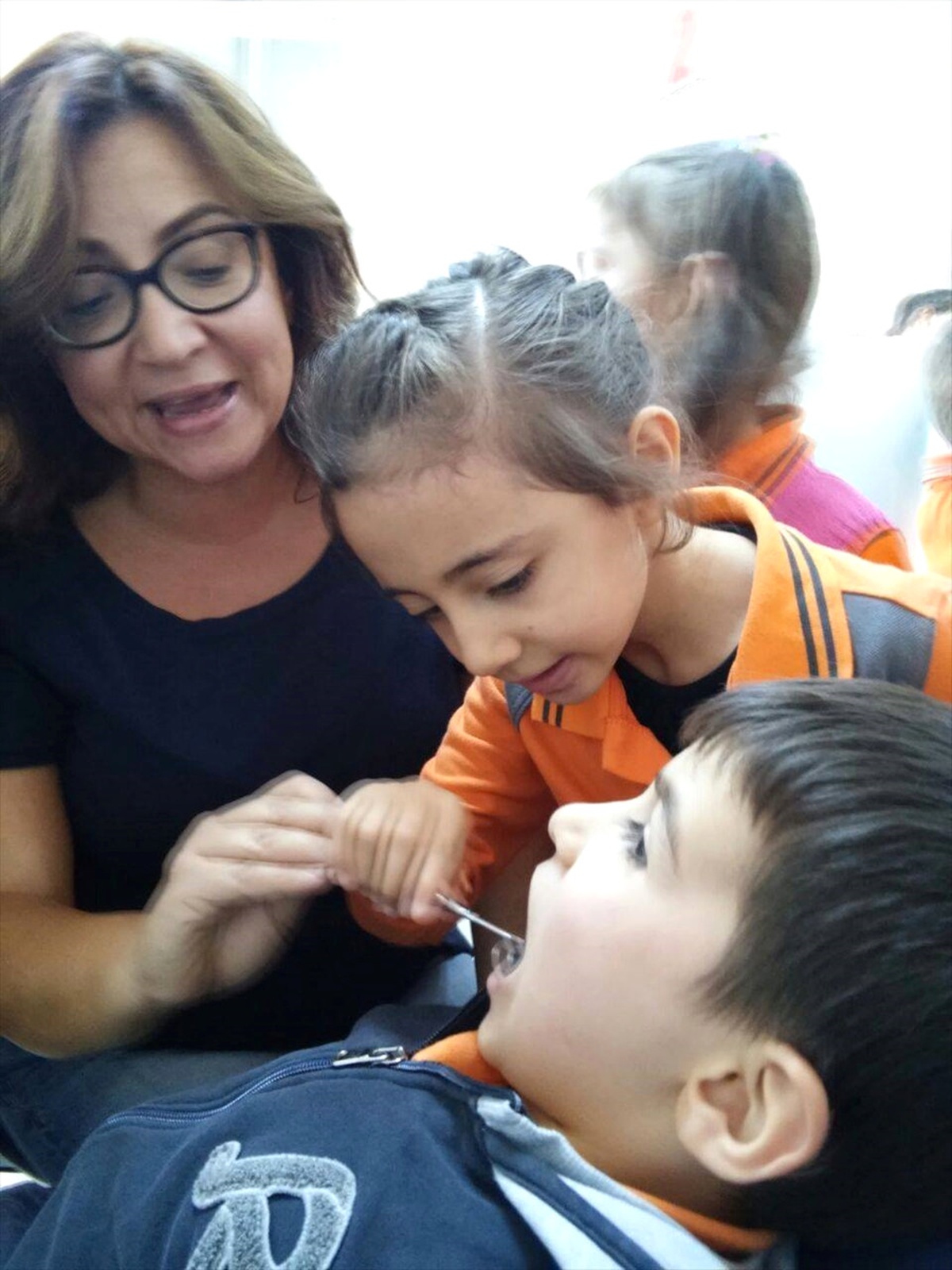 Öğrencilere Ağız ve Diş Sağlığı Kontrolü