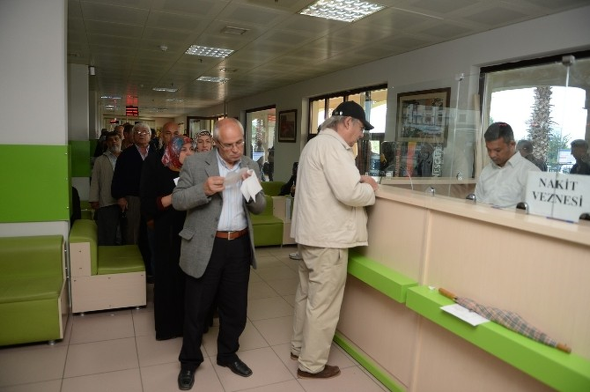 Osmangazi\'de Vezneler Hafta Sonu da Açık