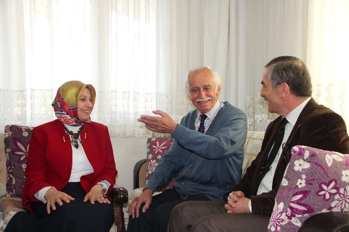 Bakan Avcı\'nın İlkokul Müdürü O Yılları Anlattı