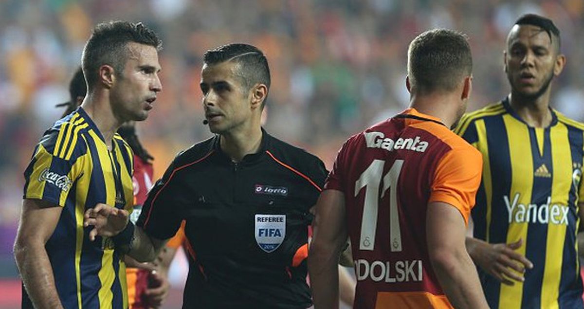 PFDK, Galatasaray ve Fenerbahçe'ye Ceza Verdi