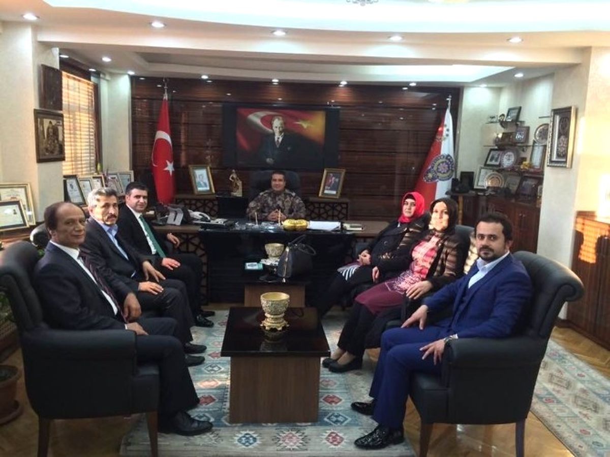 Sağlık-Sen Heyeti Müdür Metin Alper\'e Hayırlı Olsun Dileklerinde Bulundu