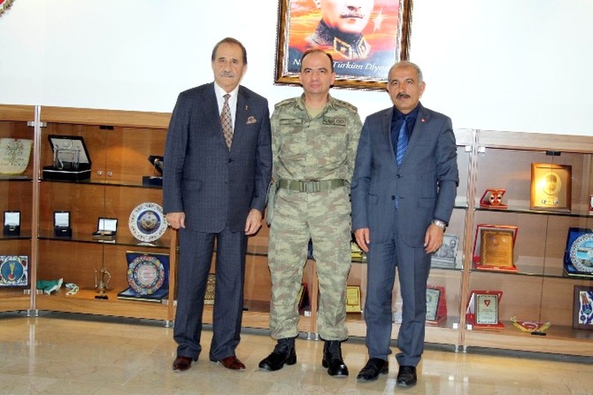 Sesob Başkanı Köksal\'dan, Jandarma Komutanına Ziyaret