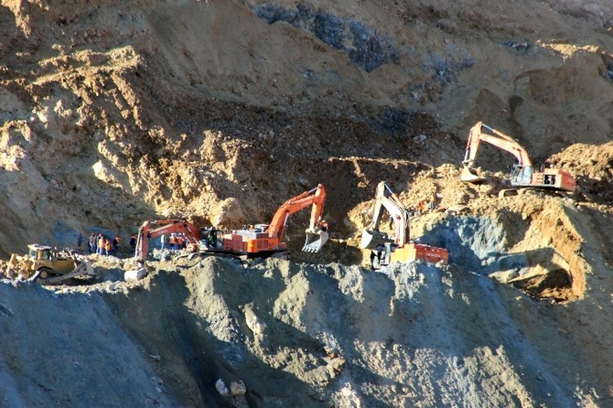 Siirt\'te Bir Madencinin Daha Cansız Bedenine Ulaşıldı