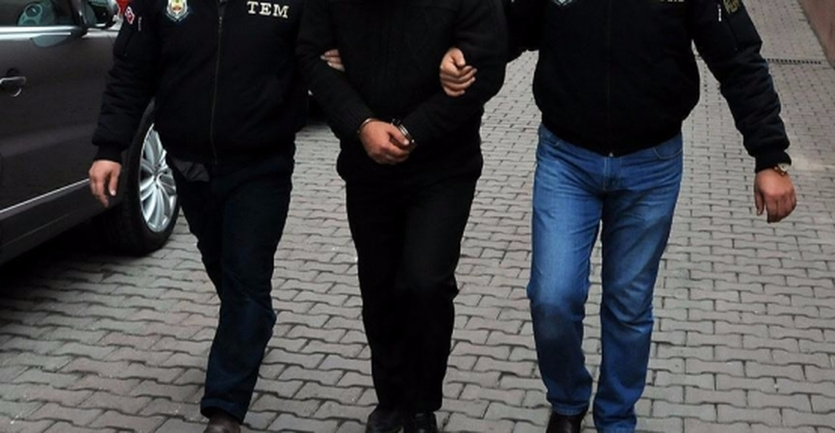 Siirt\'te Terör Soruşturmasında Biri Köy Muhtarı 6 Kişi Tutuklandı