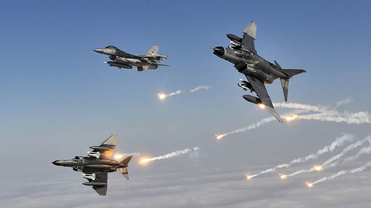 Şırnak Kırsalında PKK\'ya Hava Harekâtı