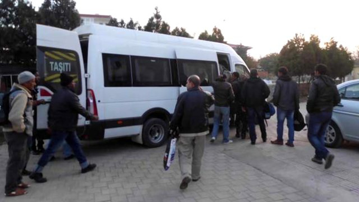 Tekirdağ\'da Kaçak Göçmenleri Taşıyan Sürücü Tutuklandı