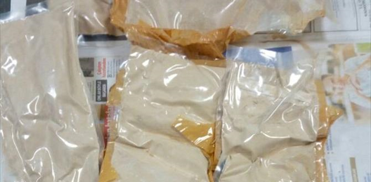 Uçağa Uyuşturucuyla Binmek İsterken Yakalandı