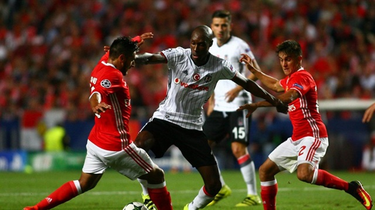UEFA\'dan Beşiktaş-Benfica Maçı Değerlendirmesi
