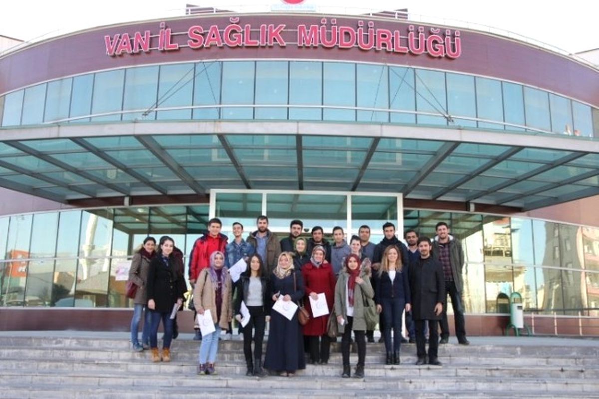 Van\'da \'Çocuklarda İleri Yaşam Desteği\' Eğitim