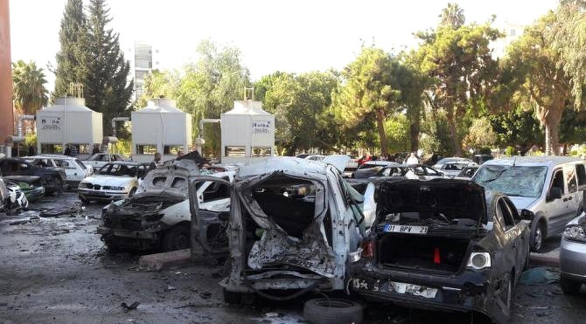 Adana Valiliği\'ne Bombalı Araçla Saldırı: 2 Ölü, 33 Yaralı (15)