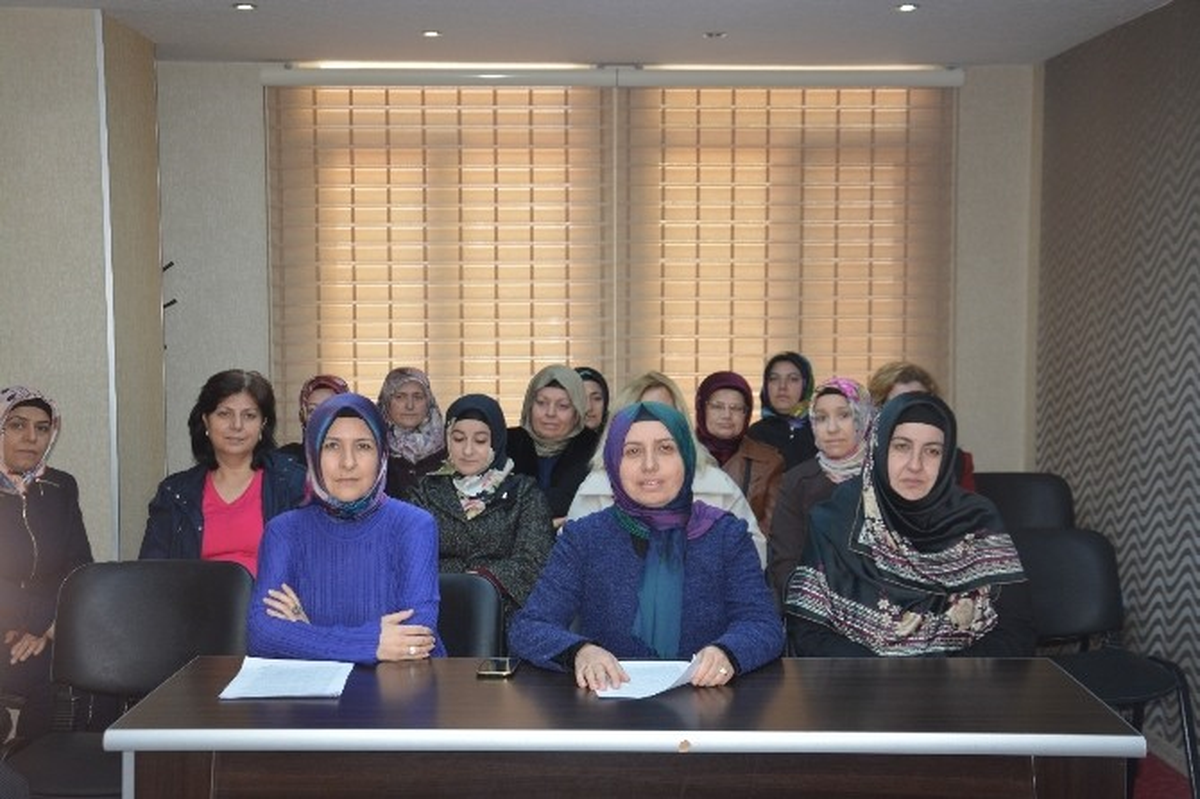 AK Parti Bilecik Kadın Kollarından Kadına Şiddet Açıklaması
