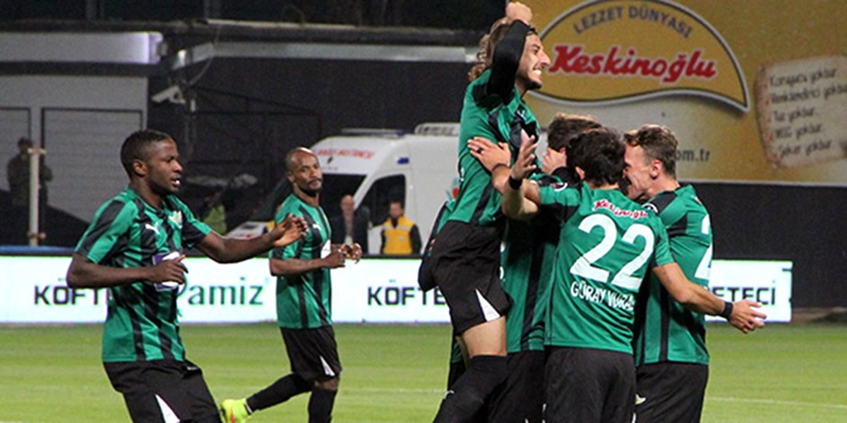 Akhisar Belediyespor, Kasımpaşa\'yı Ağırlıyor