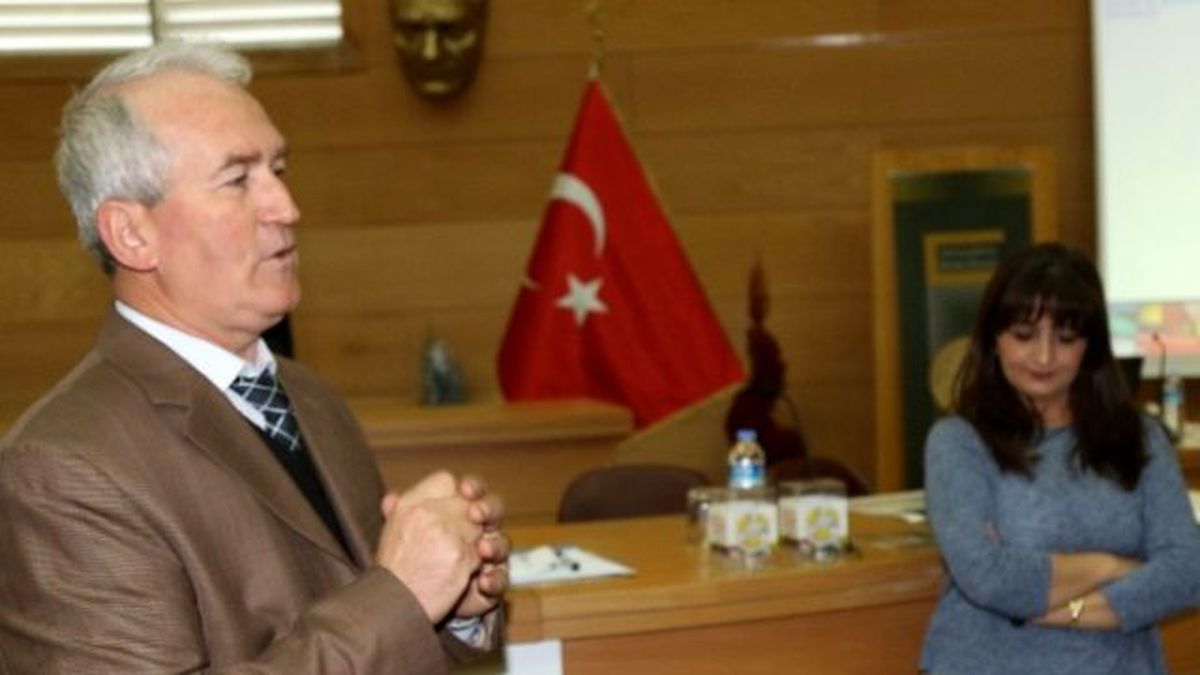 Akhisarlı Eğitimcilere Atık Pil Eğitimi