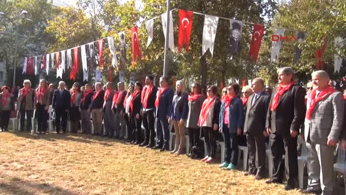 Antalya Erkek Tacizini Kadınlar Sahneledi