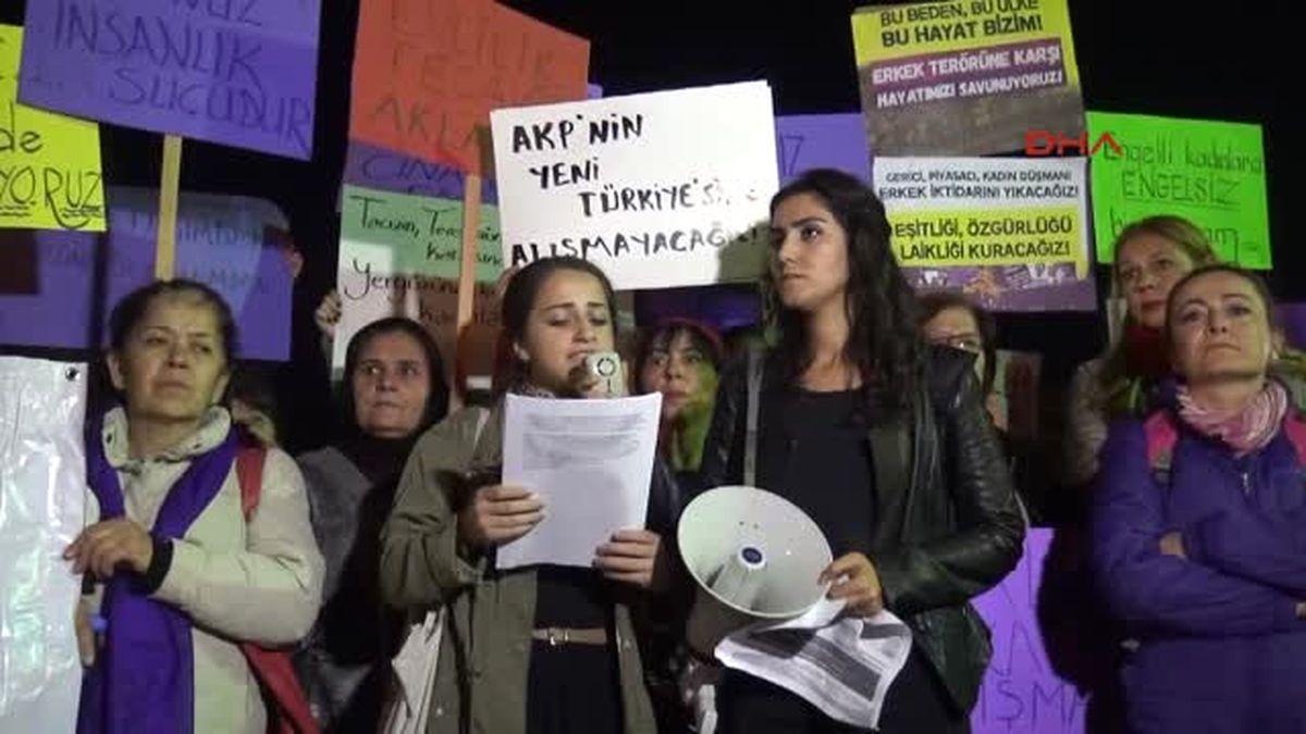 Antalya - Kadınlardan ?şiddete Hayır? Eylemi