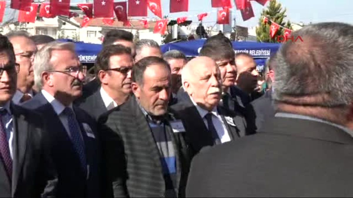 Antalya Şırnak\'ta Şehit Olan Uzman Çavuş Tuncay Arslan Antalya\'da Son Yolculuğuna Uğurlandı 3