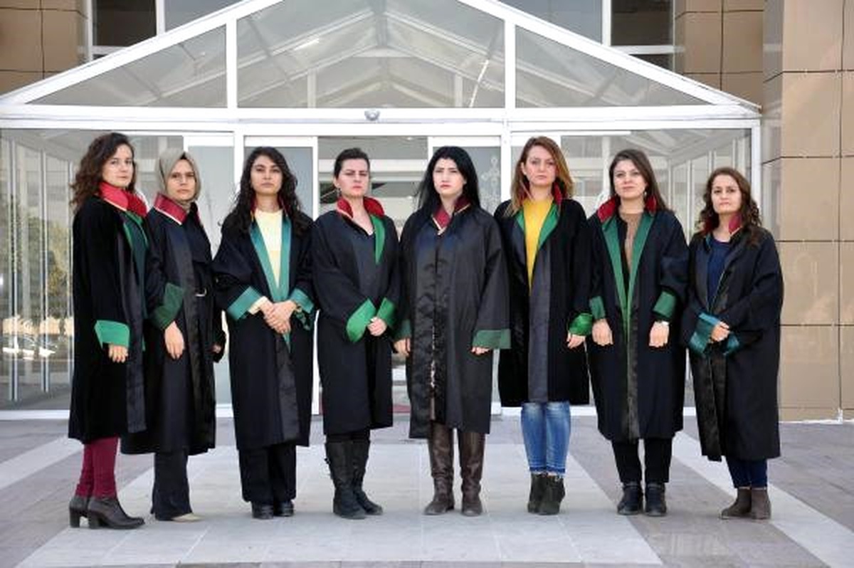 Avukatlar, Öldürülen Kadınların Hikayelerini Film Yaptı