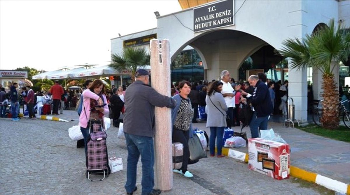 Ayvalık Pazarına Yunan Akını