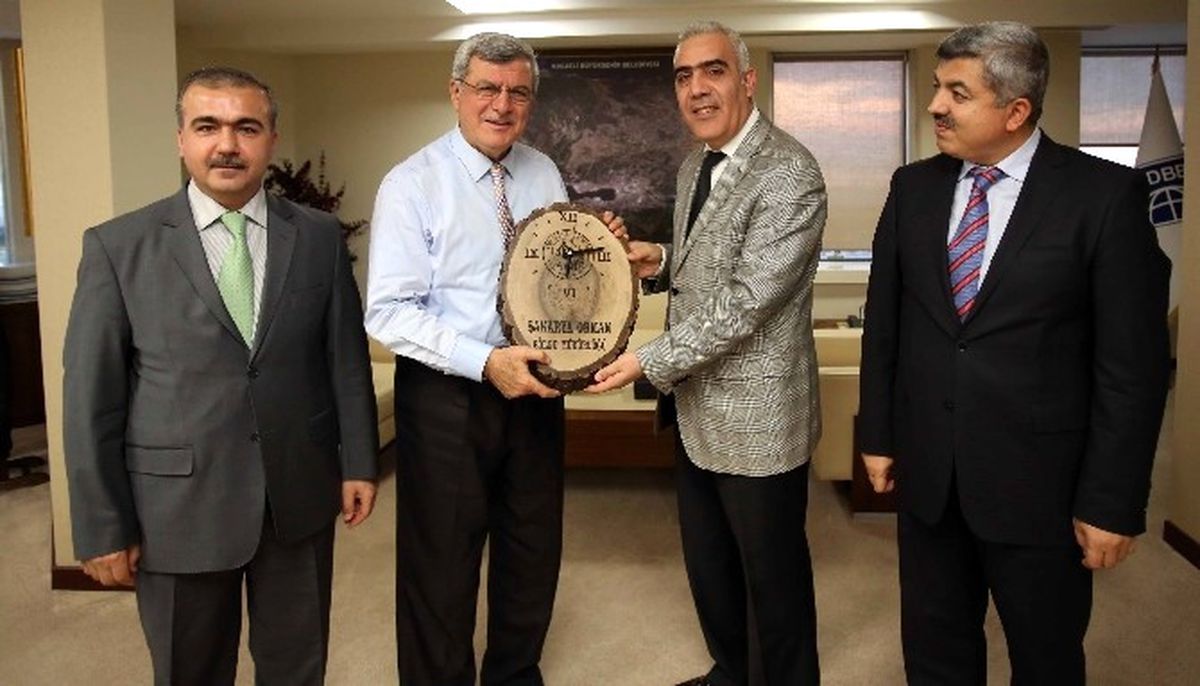 Başkan Karaosmanoğlu, Sakarya Orman Bölge Müdürü Kurşun\'u Makamında Ağırladı