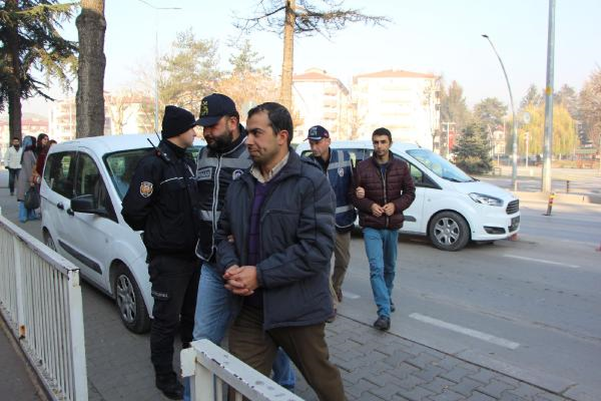 Bolu Merkezli 7 İlde Fetö Operasyonu: 18 Gözaltı