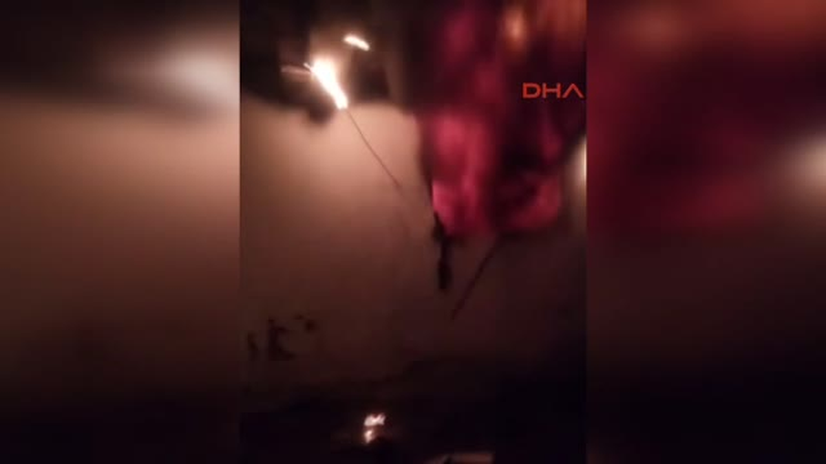 Bursa Evleri Yanan Suriyeli Aile Sokakta Kaldı