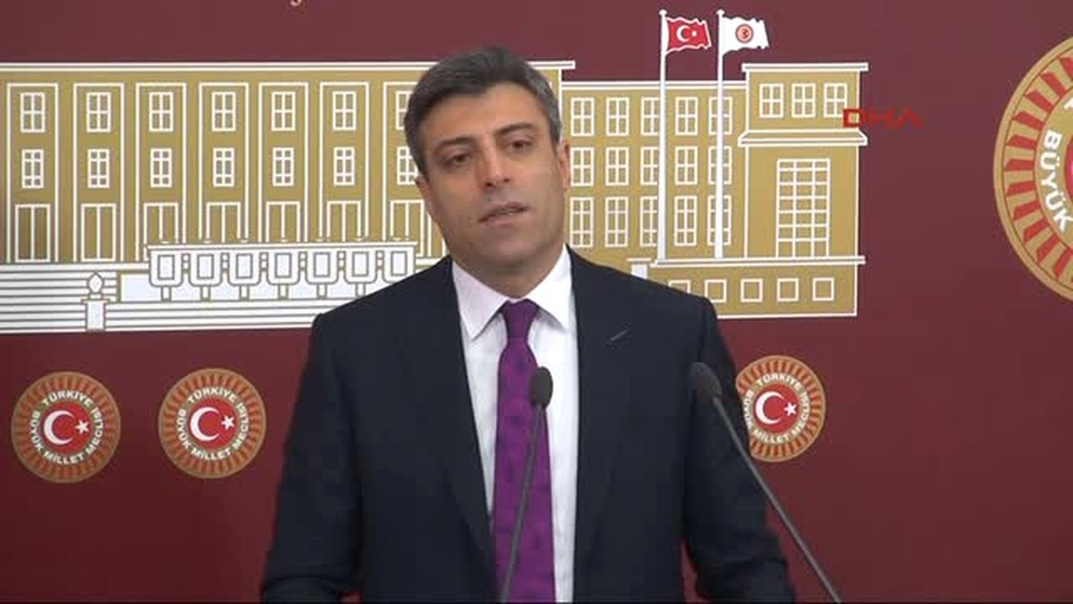 CHP\'li Öztürk Yılmaz Orası Düğün Evi mi Orası Mayınlı Arazi Dikkatli Olmak Gerekiyor 2