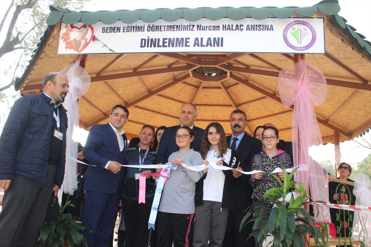 Dinlenme Alanına Ölen Öğretmenin İsmi Verildi