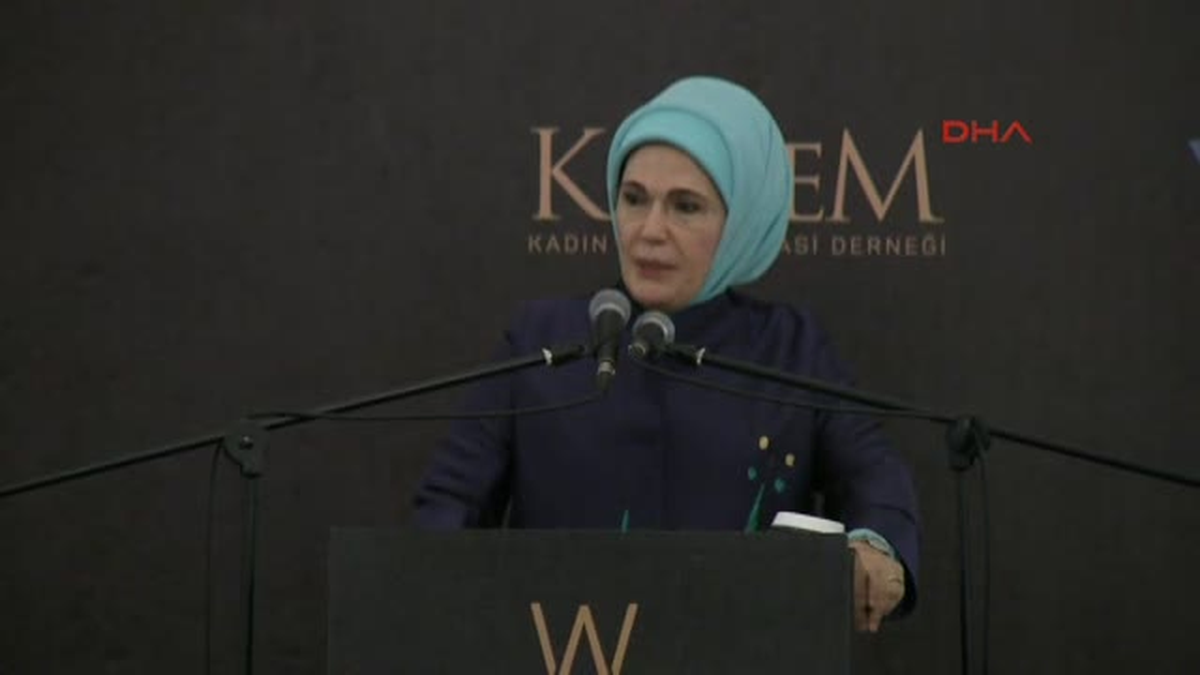 Emine Erdoğan: Kızlarımızın Yeri Yalnızca ve Yalnızca Okuldur