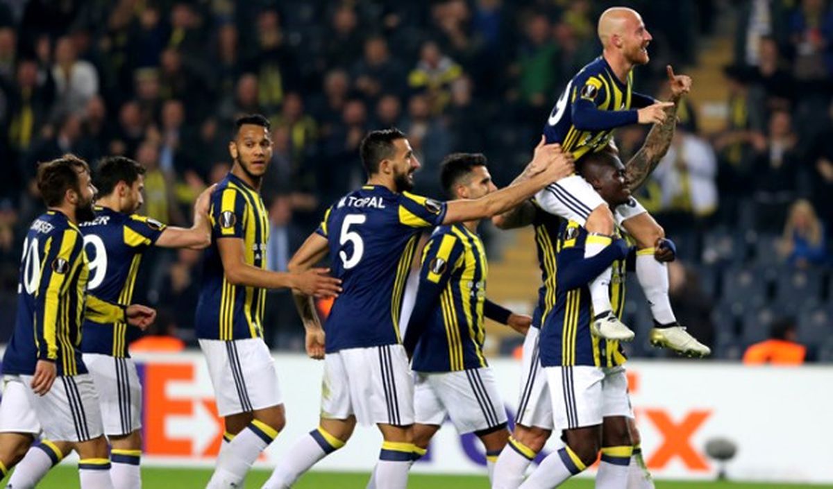 Fenerbahçe Zorya\'yı 2 Golle Geçti