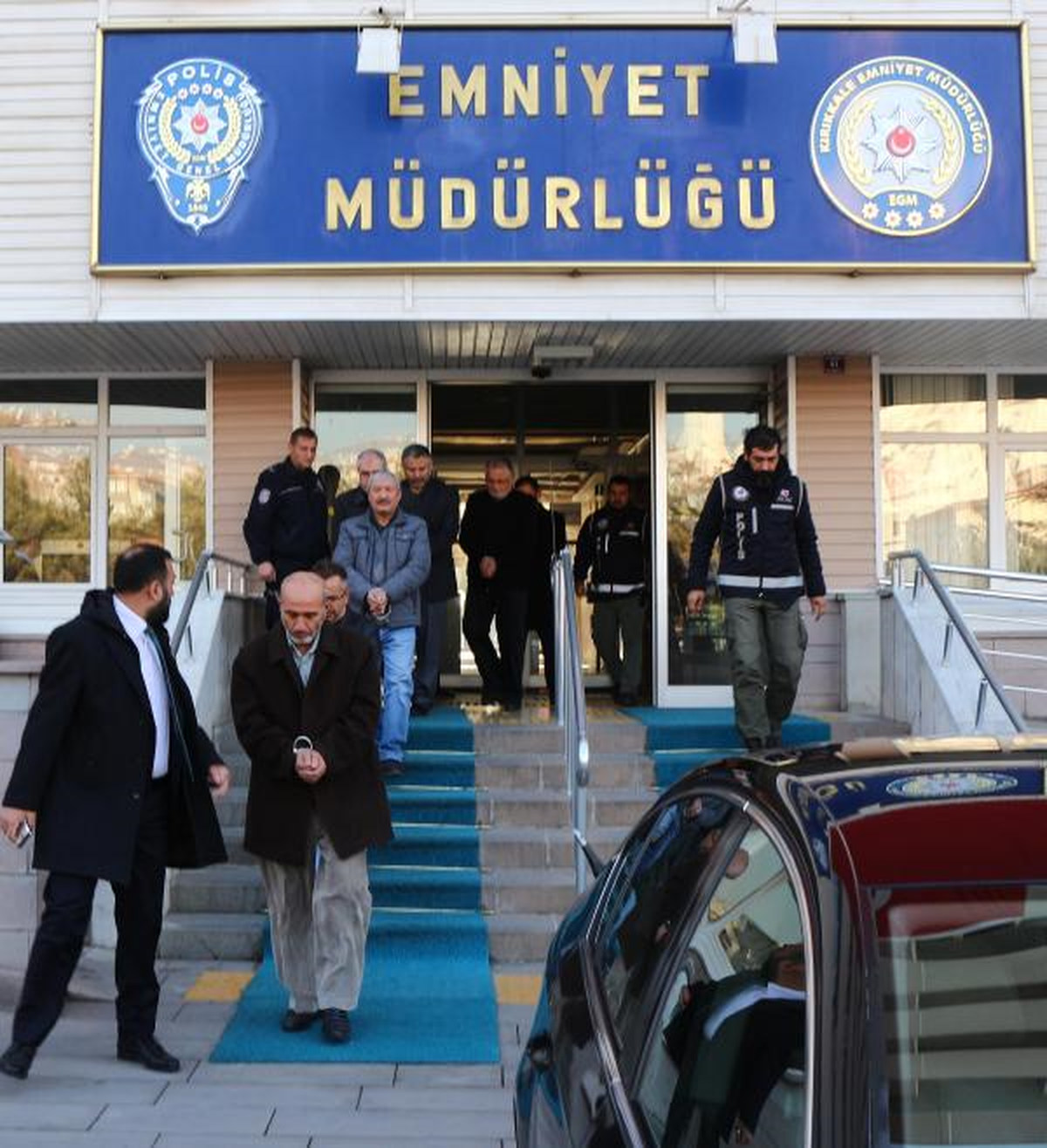 Fetö Okulunu Satın Alanlar Adliyeye Sevk Edildi