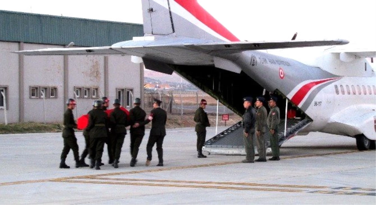 Fırat Kalkanı Şehidi Son Yolculuğuna Uğurlanıyor