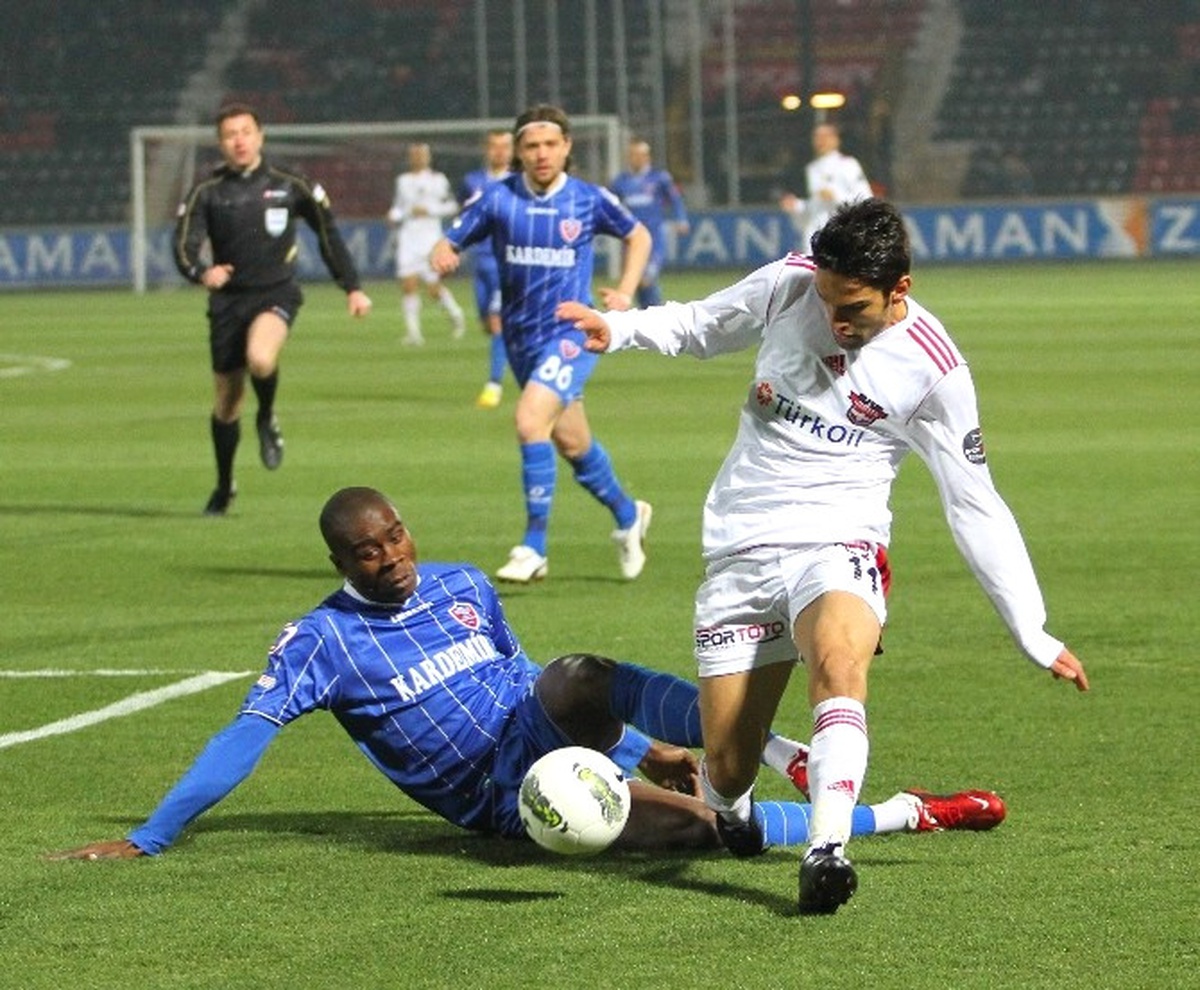 Gaziantepspor, Karabük Deplasmanında Moral Arıyor