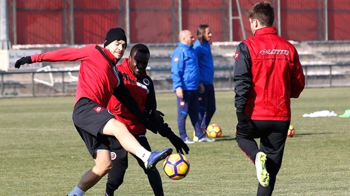 Gençlerbirliği, Trabzonspor Maçının Hazırlıklarını Sürdürdü