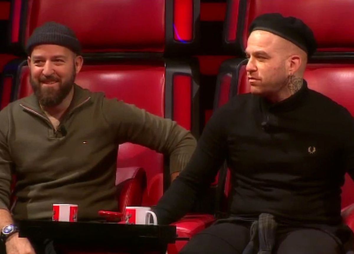 Gökhan ve Hakan Şarkı Devam Ediyor Sanınca: \'Götür Evde Basarsın!\'