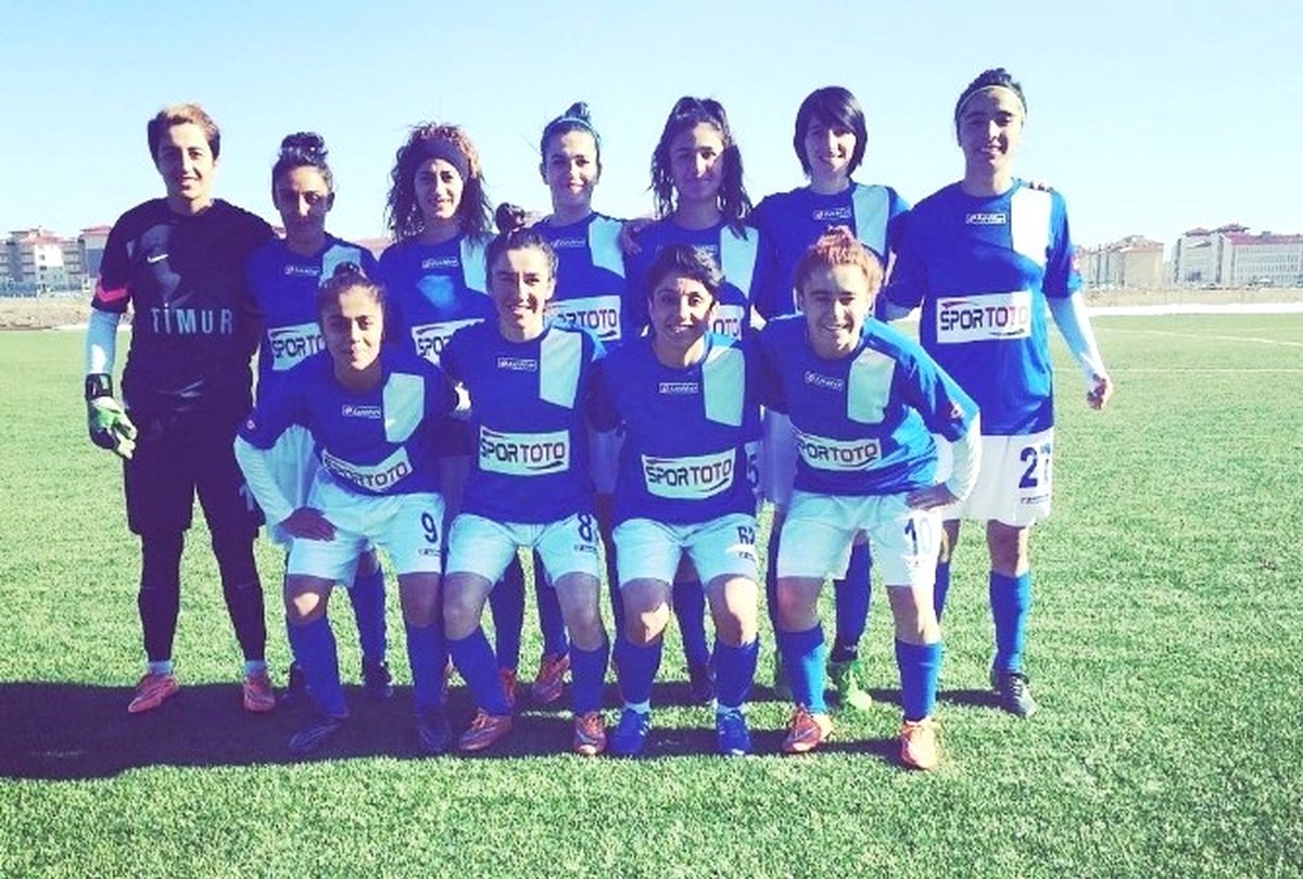 Hakkari Spor, Diyarbakır Spor\'la Karşı Karşıya Geliyor