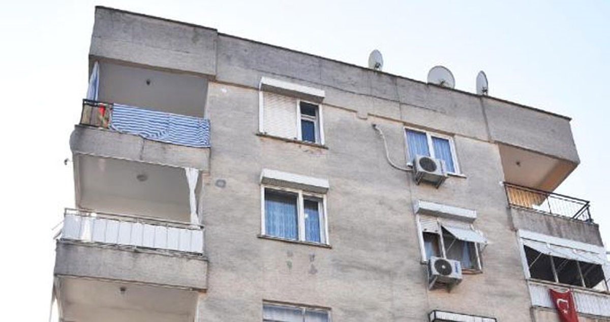 Jelle Temizlenen Baca, Bomba Gibi Patladı