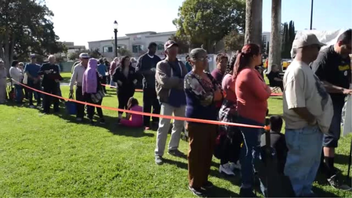 Los Angeles'da Şükran Günü Yemeği