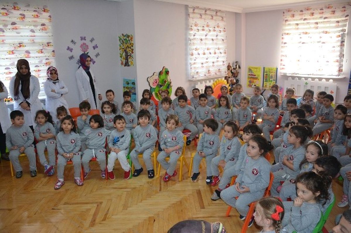 Medova\'dan Çocuklara Diş Sağlığı Eğitimi